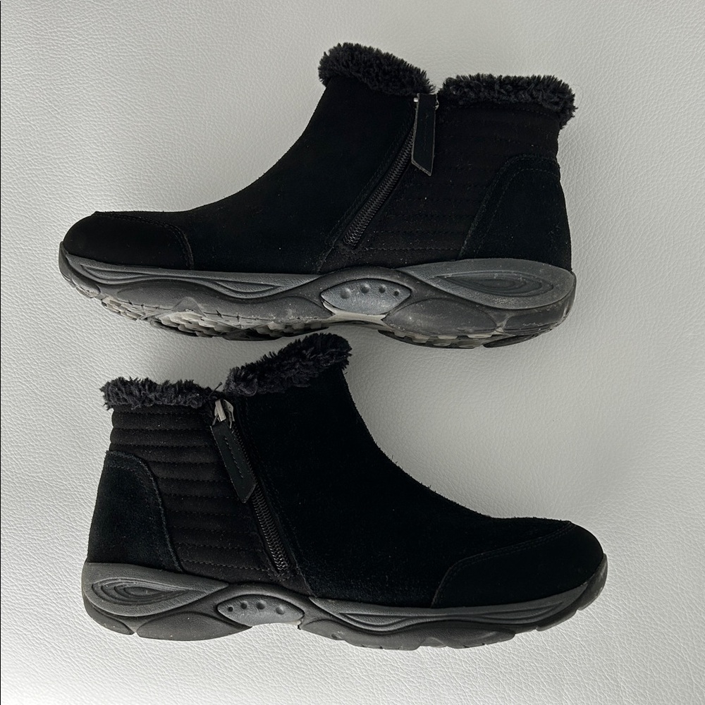 Easy Spirit Elinot women’s Black Winter Boots, size 9 Wide